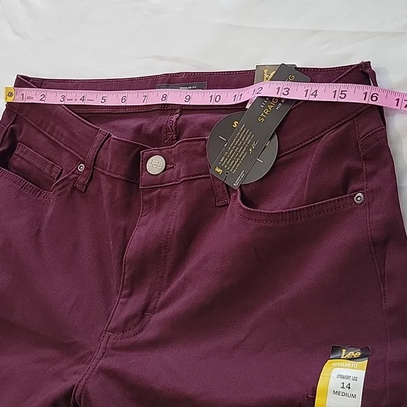 Lee Women's Legendary Mid Rise Straight Leg Jean - Picture 4 of 11